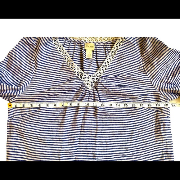 Chico’s Blue Mini Stripe Linen Popover V Neck Top Size 1 - Picture 3 of 3